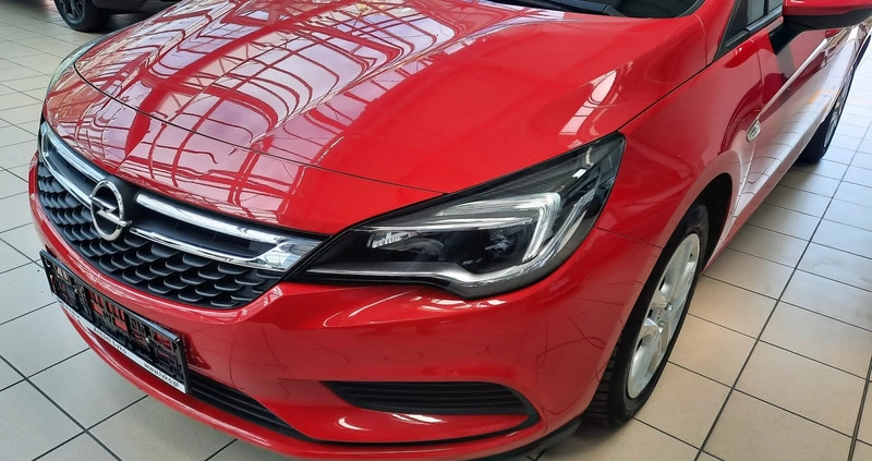 Opel Astra cena 44600 przebieg: 71364, rok produkcji 2017 z Poniec małe 466